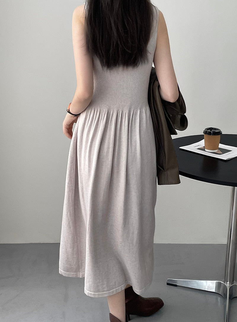 [Korean Style]  U-Neck Solid Color Elastic Midi Knit Dress