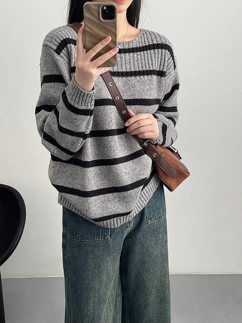 [Korean Style] 3 Colors Versatile Loose Fit Striped Sweater