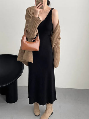 [Korean Style] Solid Color U-neckline Slim Fit Knit Midi Dress