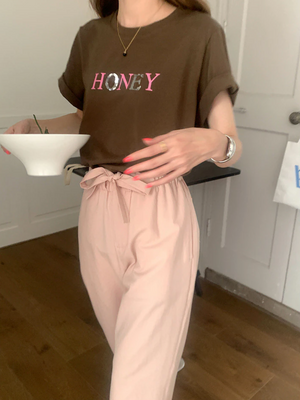 [Korean Style] 4 Colors Honey Text Graphic Box T-shirt