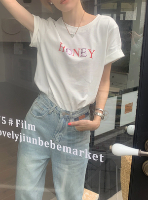 [Korean Style] 4 Colors Honey Text Graphic Box T-shirt