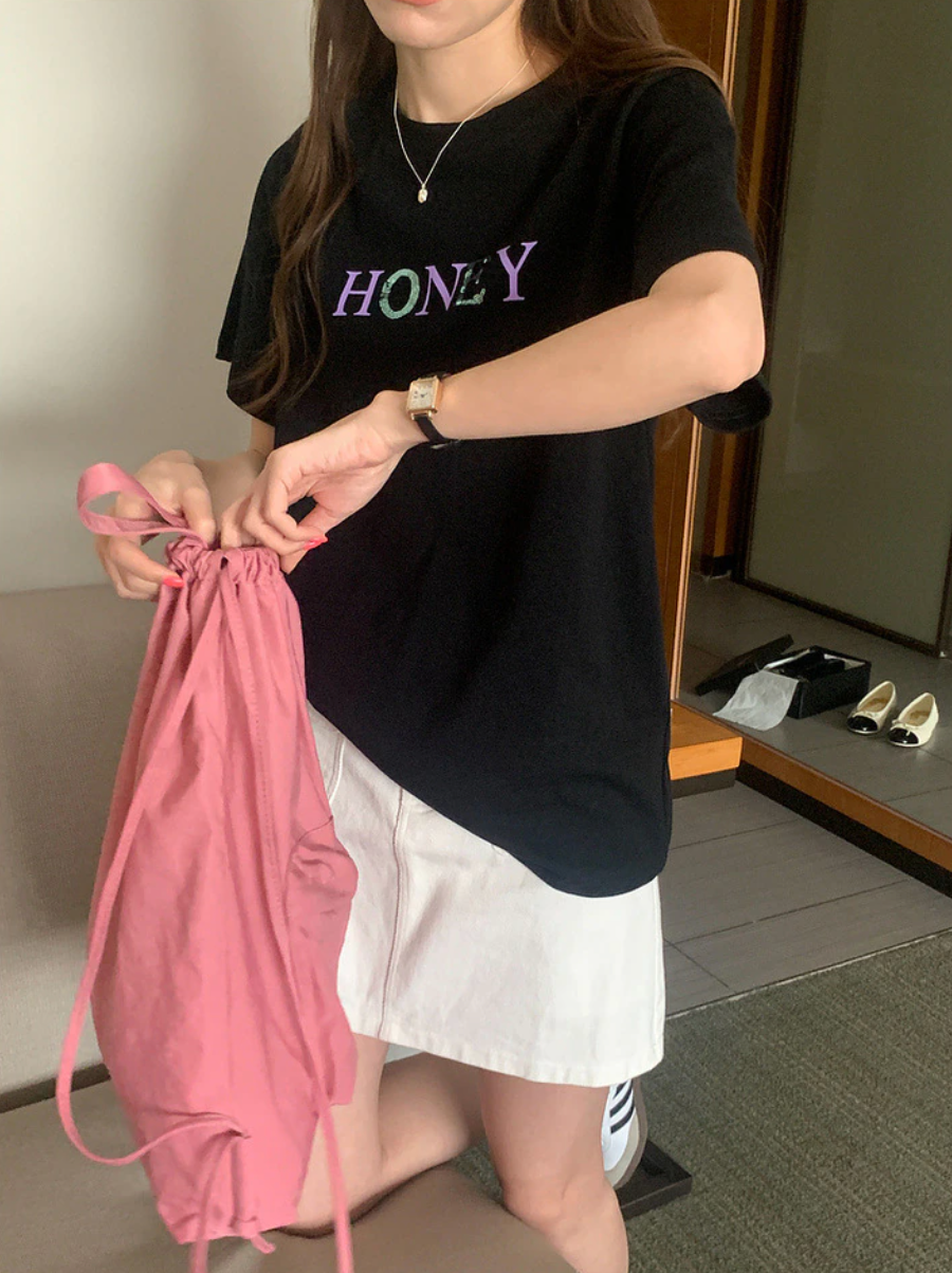 [Korean Style] 4 Colors Honey Text Graphic Box T-shirt