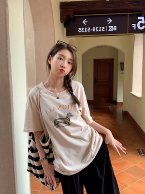 [Korean Style] Loose Fit Round Neck Puppy Graphic T-shirt