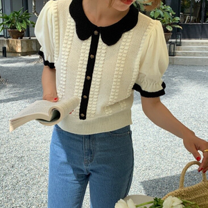 [Korean Style] Contrast Color Collared Crochet Crop Knit Top