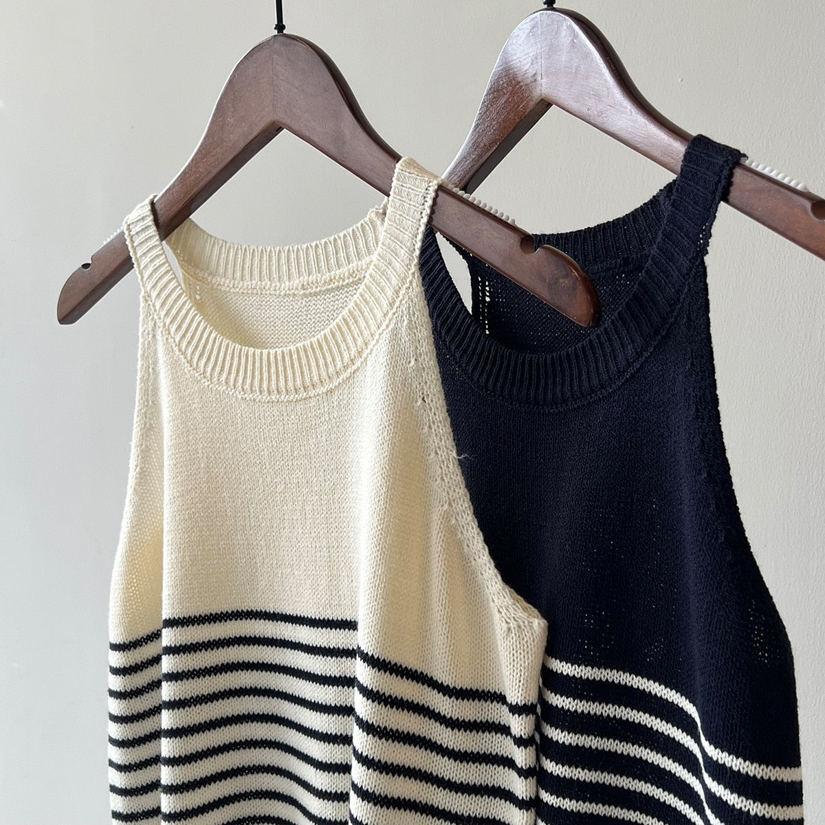 [Korean Style] 2 Colors Striped Knitted Halter Tank Top