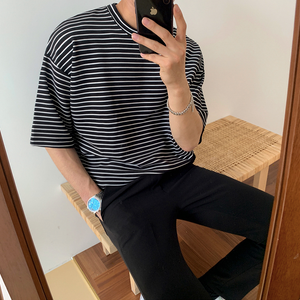 [Korean Style] CrewNeck Striped T-shirts