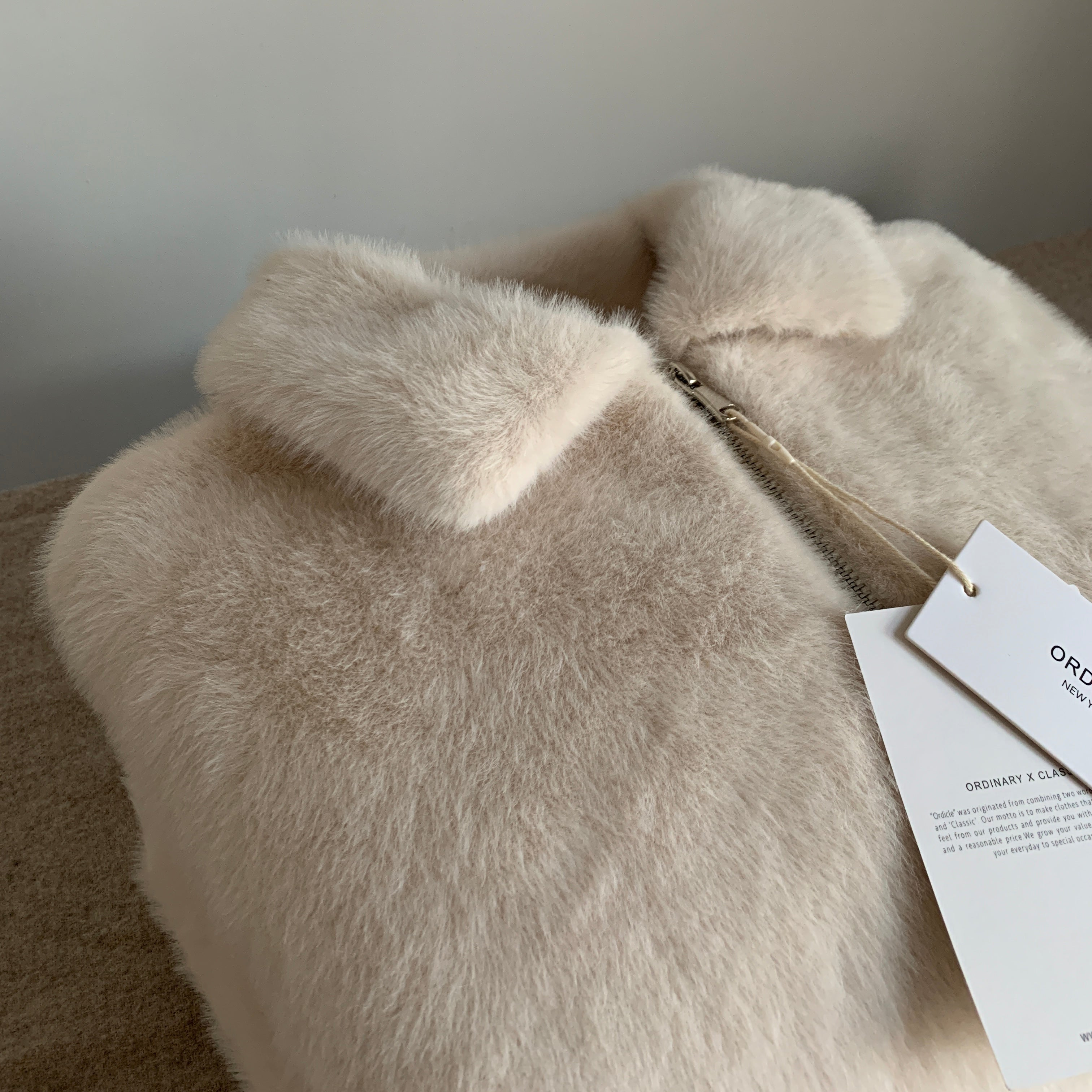 [Korean Style] Liesea 3 colors Cropped Faux Fur Coat
