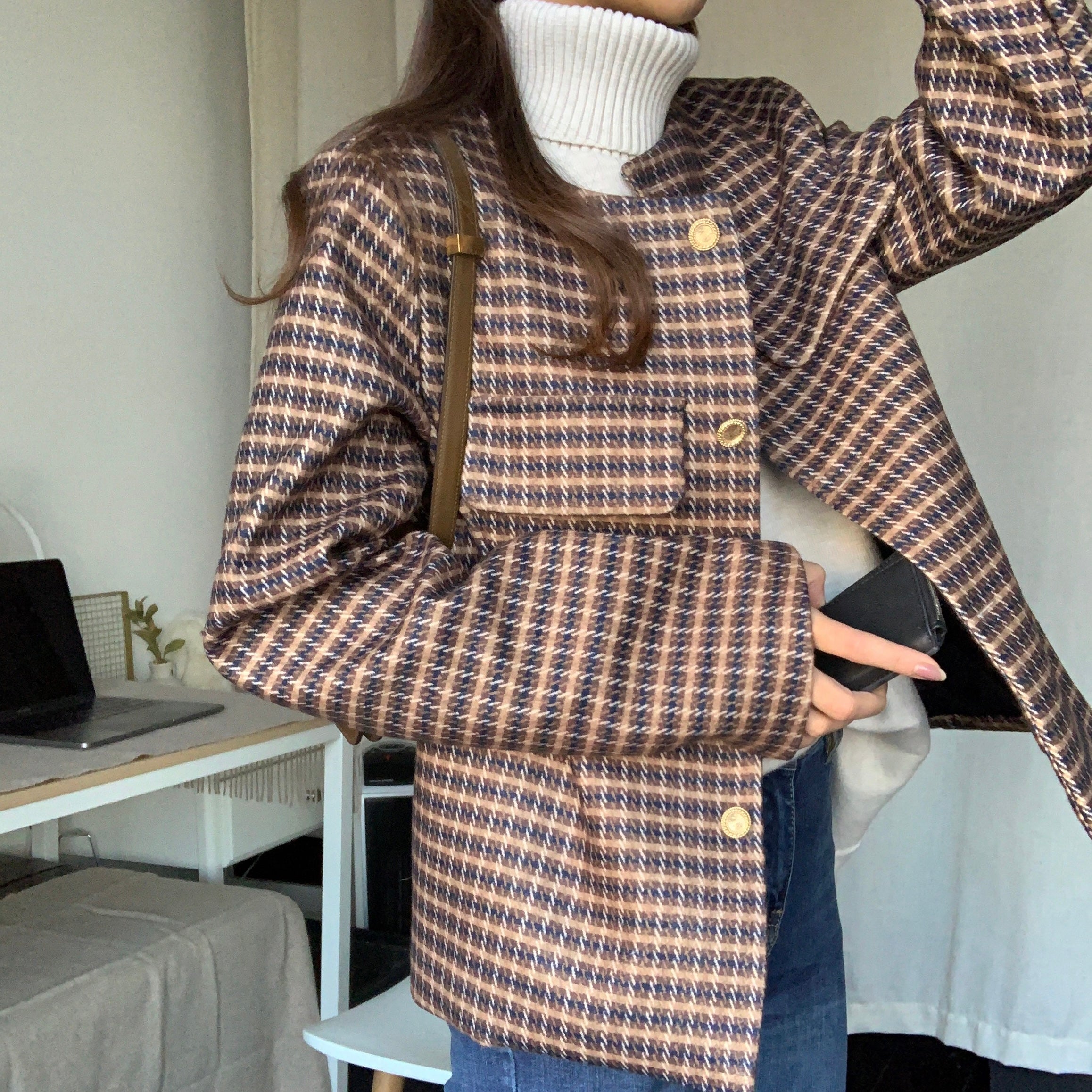 [Korean Style] Afia Collarless Check Patterned Cropped Jacket
