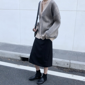 [Korean Style] Holal Zigzag Pattern Cardigan Sweater