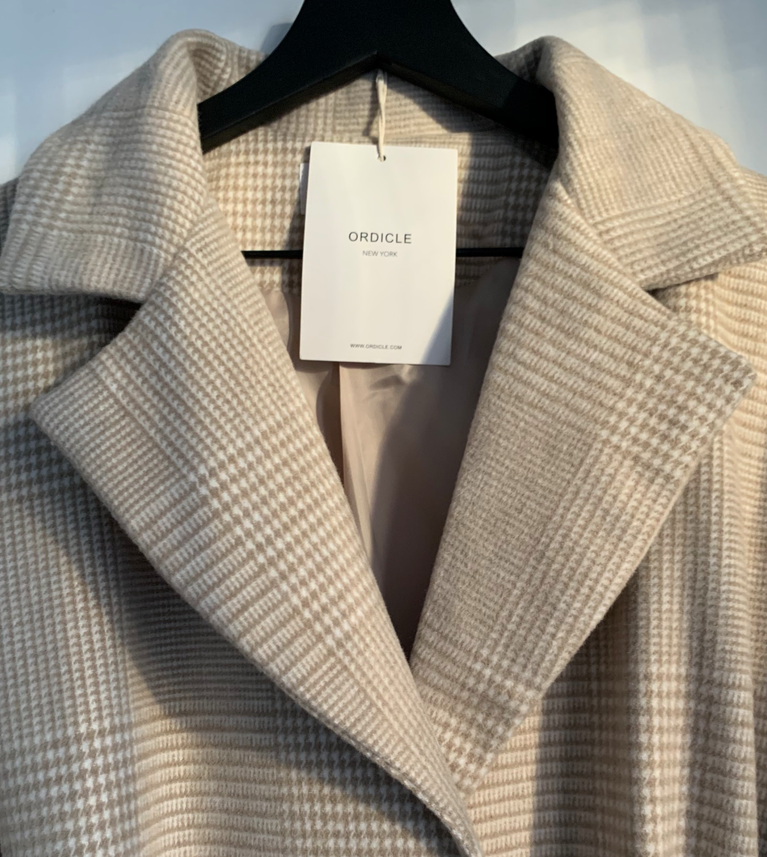 [Korean Style] Hosann Wool Blends Plaid Long Coat w/ Puff Sleeves