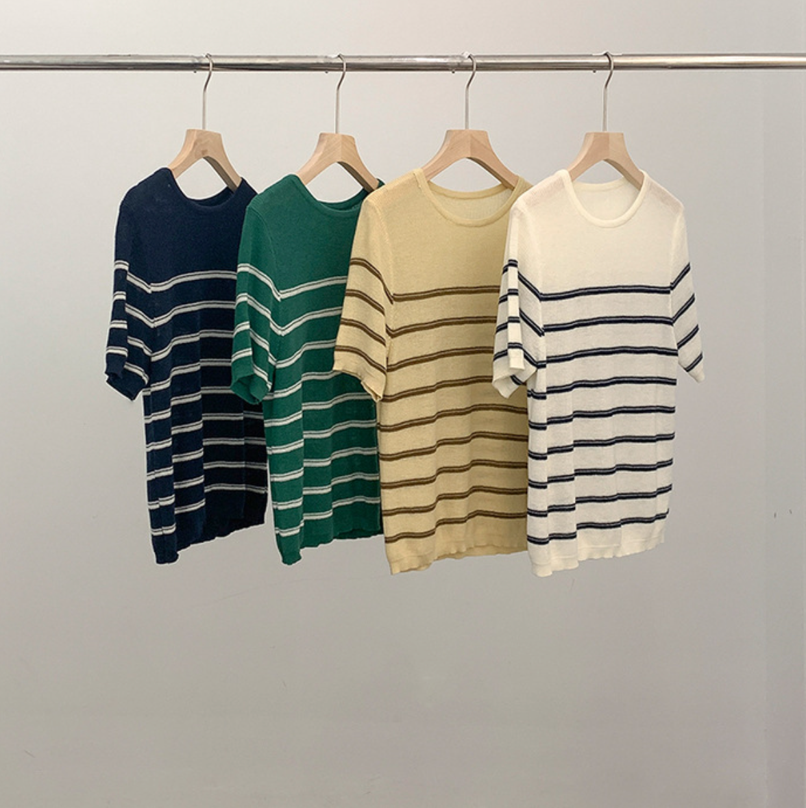 [Korean Style] Striped Round Neck Short Sleeve Knit Top