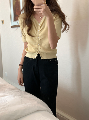 [Korean Style] Solid Color Short Sleeve Ruched Crop Cardigan Knit Top