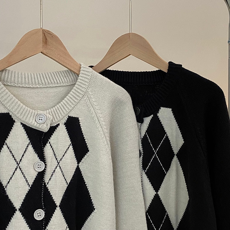 [Korean Style] Vintage Style Argyle Cardigan Sweater