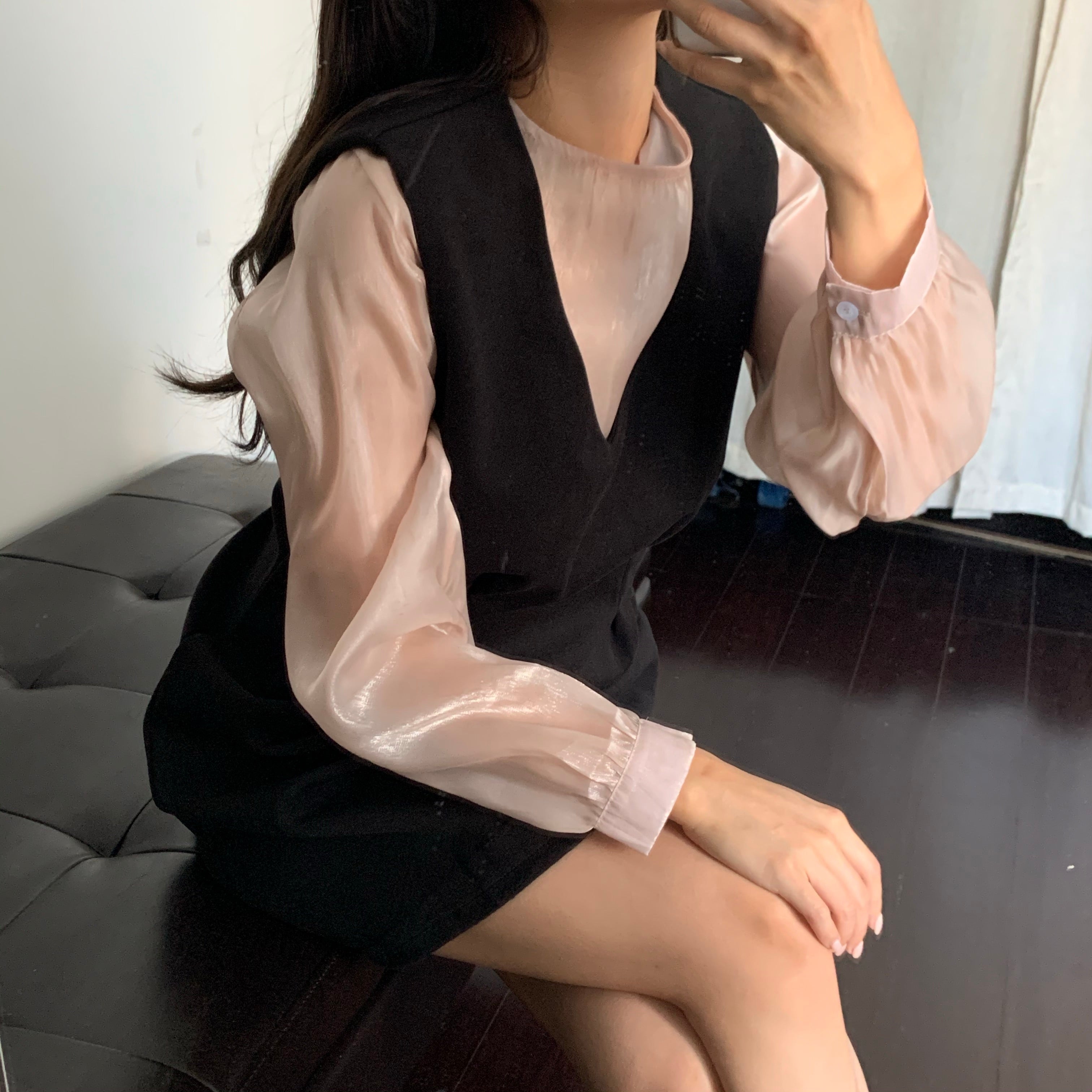 [Korean Style] Vey Two Piece Shimmering V-neck Dress Set
