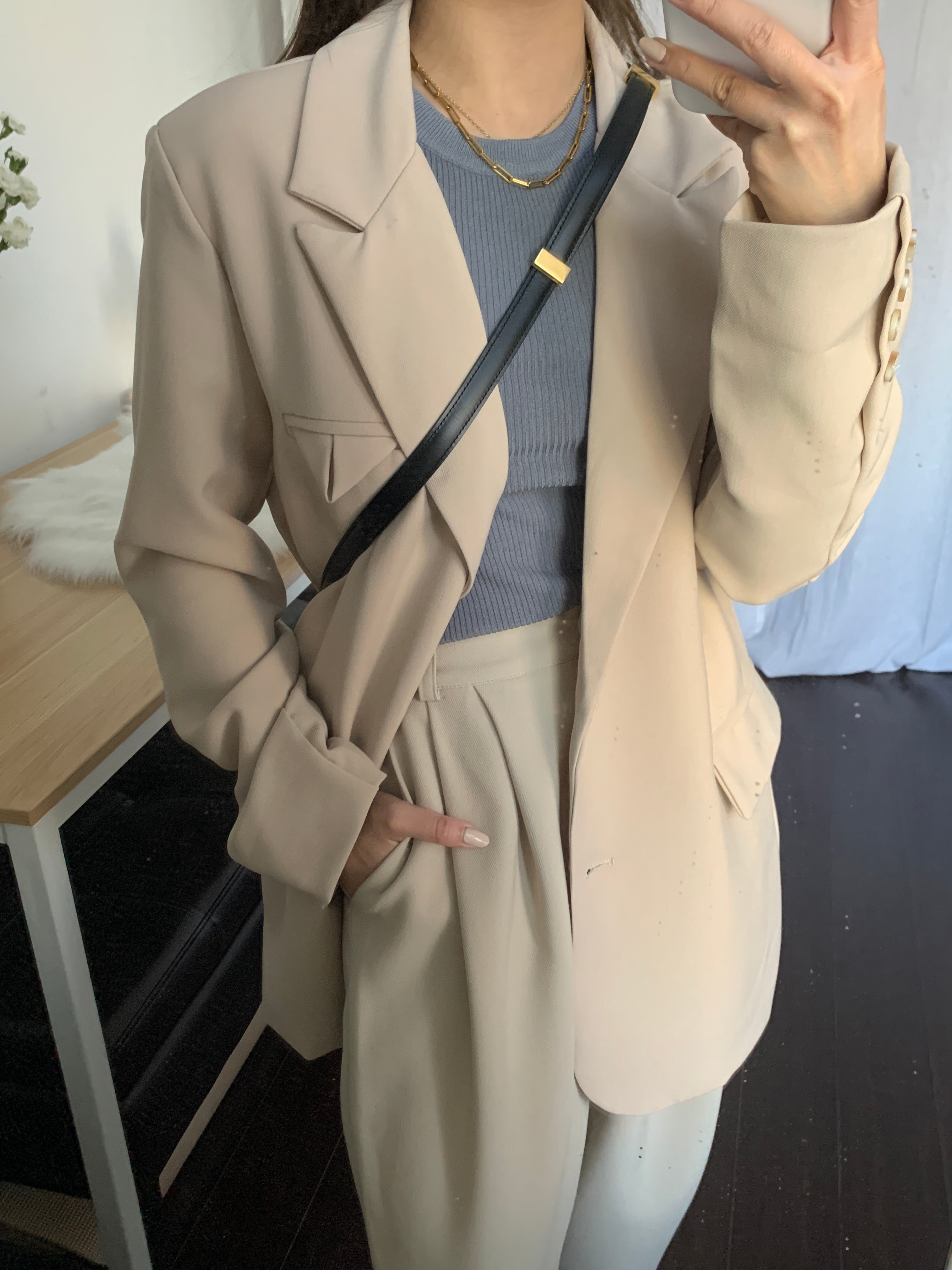 [Korean Style] Oat Matchy Loose Fit Blazer w/ Pleated Trouser with Cinched Leg Opening
