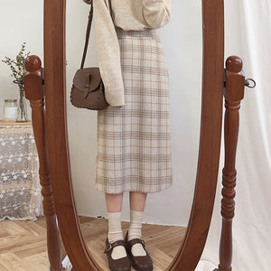 [Korean Style] Almond Plaid Pencil Skirt