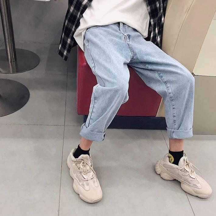 [Korean Style] Taper Light Blue Washed Denim Jeans