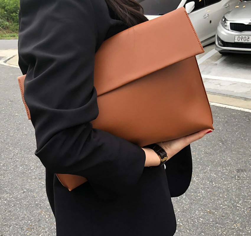 [Korean Style] Phio Minimalistic Faux Leather Envelope Clutch