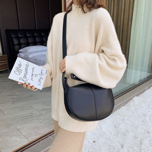 [Korean Style] Maderin Minimal Saddle Crossbody Bag
