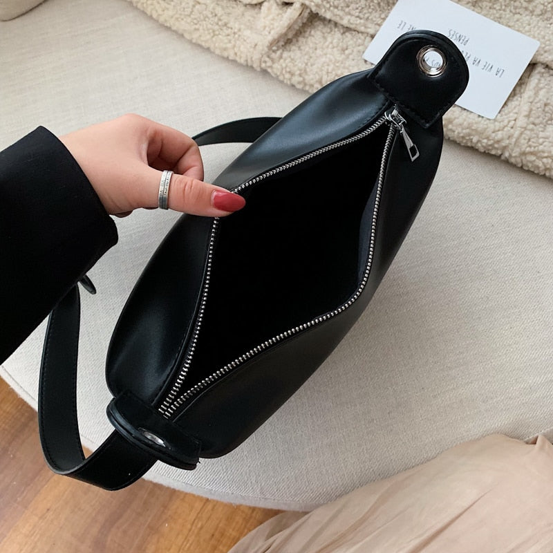 [Korean Style] Maderin Minimal Saddle Crossbody Bag