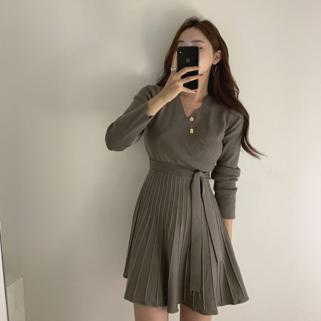 [Korean Style] Meerin V-neck Knit Mini Dress