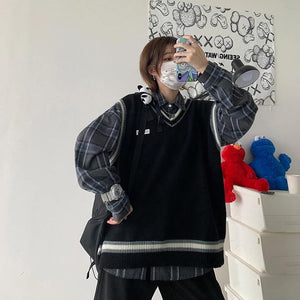 [Korean Style] Unisex V-Neck Sleeveless Sweaters