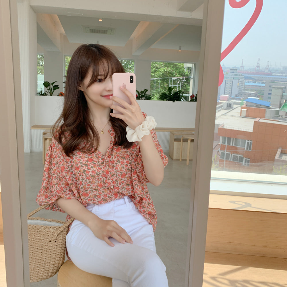 [Korean Style] 2 Colors Floral Casual  Blouses