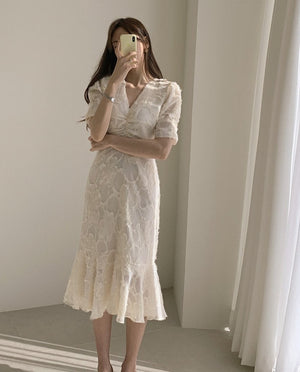 [Korean Style] Zélie Lace Mermaid Midi Dress