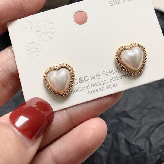 [Korean Style] Solange 925 Silver Heart-shaped Pearl Studs