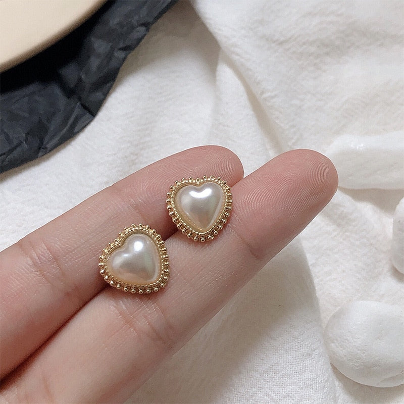 [Korean Style] Solange 925 Silver Heart-shaped Pearl Studs
