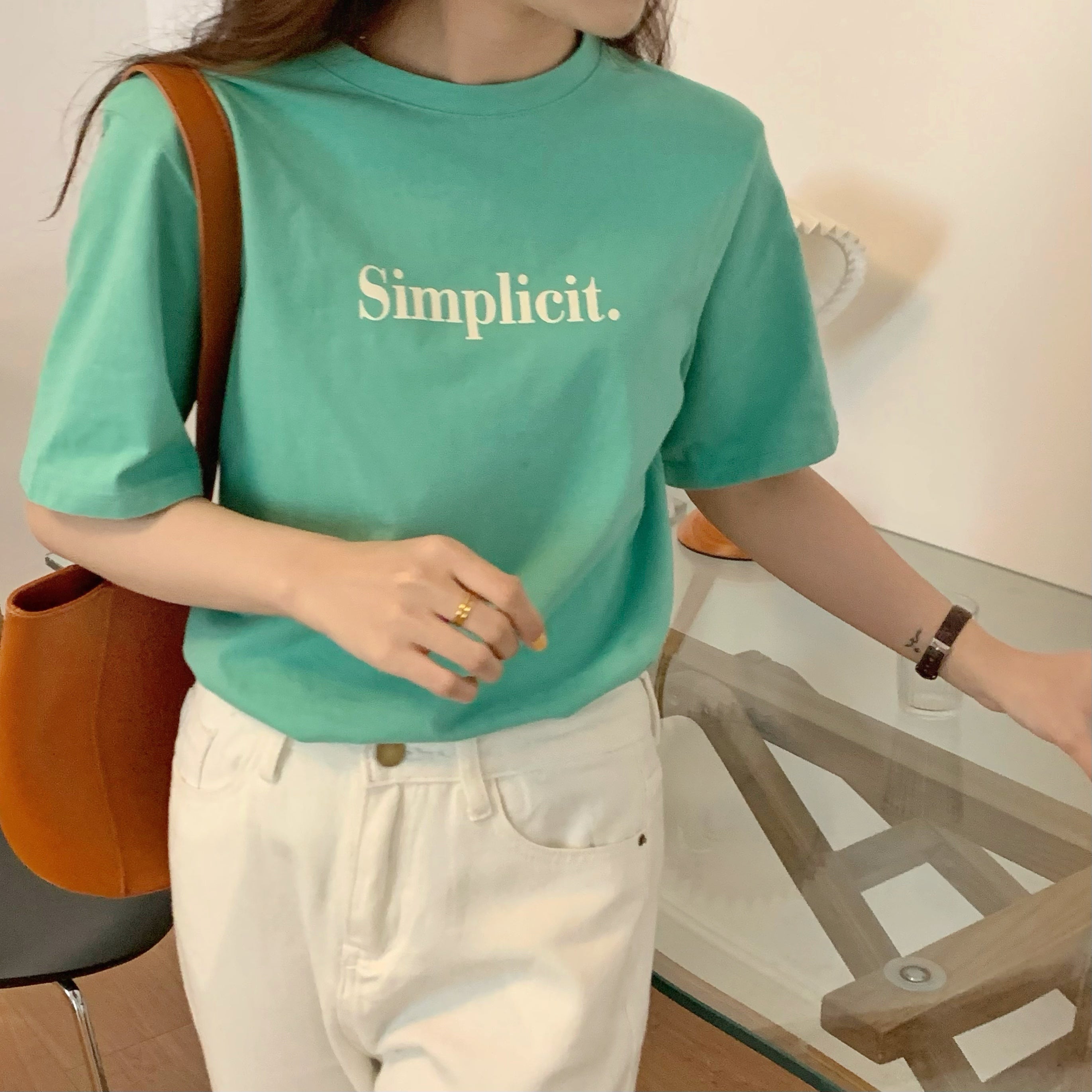[Korean Style] Simplicit Solid Color Graphic Box Tee