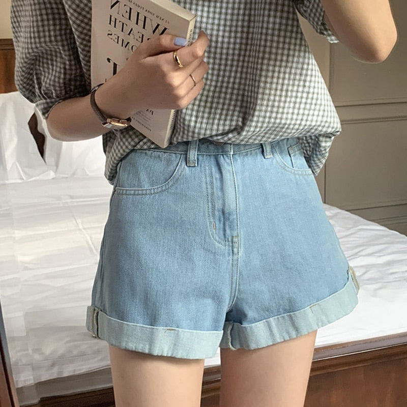 [Korean Style] High Rise Light Washed Denim Shorts