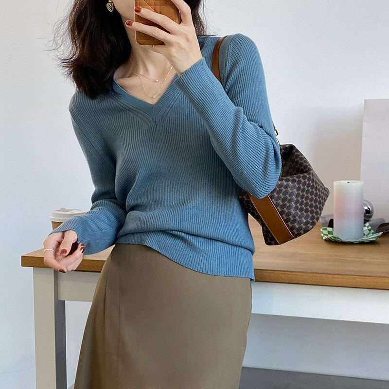 [Korean Style] Slim Fit V-neckline Rib Knit Top