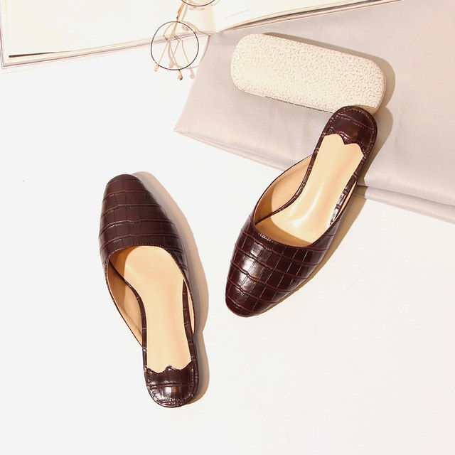 [Korean Style] Crocodile Embossed Slip-on Flats