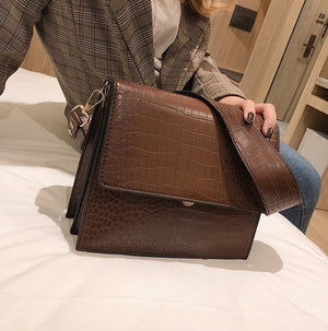 [Korean Style] Vintage Crocodile Embossed Leather Shoulder Crossbody Bag