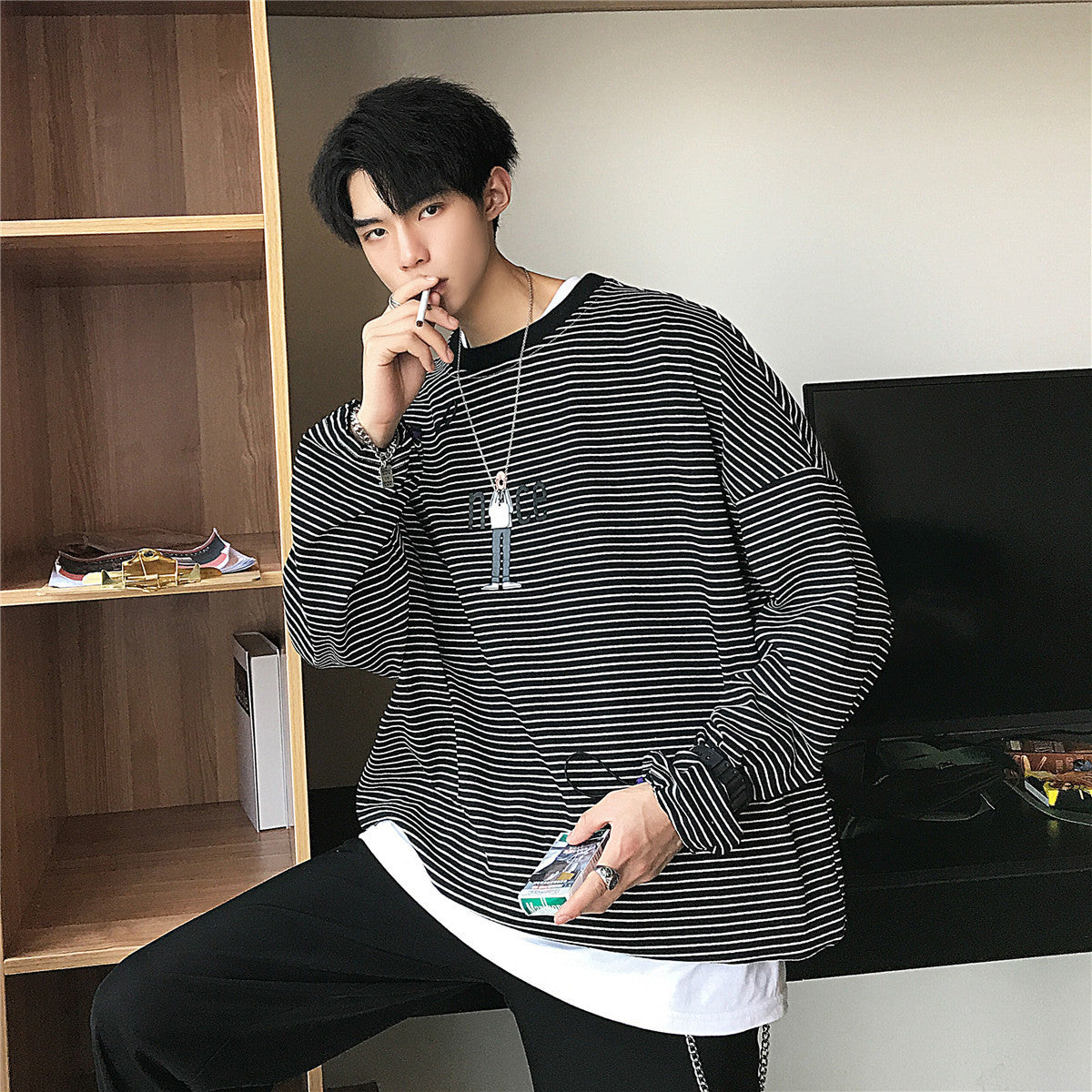 [Korean Style] ViVi Stripe Printing Round Neck Sweatshirts