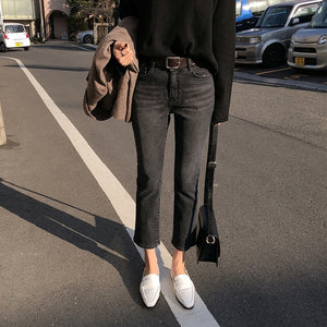 [Korean Style] Fanti Light Washed Cropped Jeans