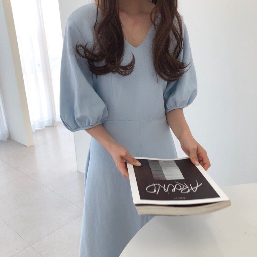 [Korean Style] Ashley Minimal Mazi Dress with Puff Sleeves
